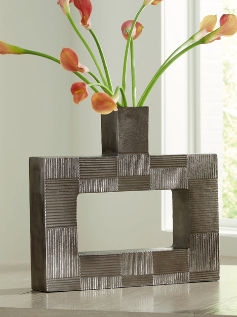 Wrengrove Vase