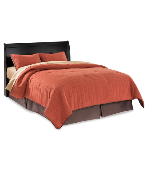 Huey Vineyard Queen Sleigh Headboard Bed with Mirrored Dresser and 2 Nightstands