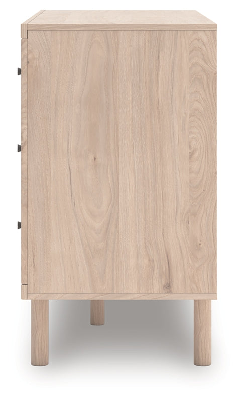 Shapella Six Drawer Dresser