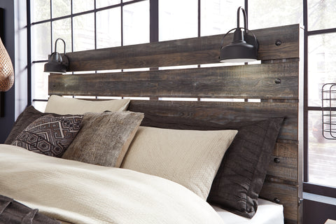 Cambeck King Panel Headboard Bed with Mirrored Dresser and Chest