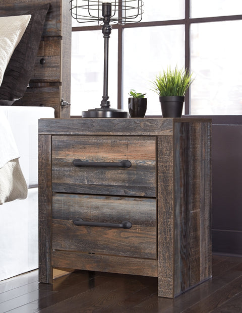 Drystan Queen Panel Bed with 4 Storage Drawers with Mirrored Dresser, Chest and Nightstand