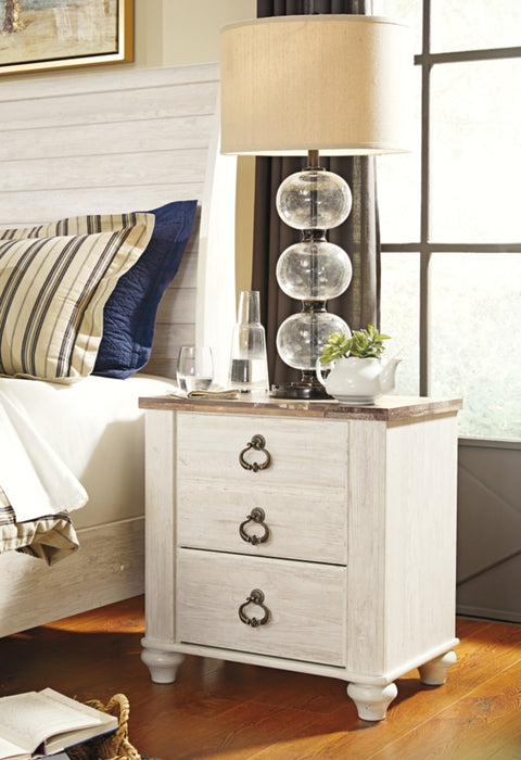 Willowton Queen/Full Panel Headboard Bed with Mirrored Dresser and 2 Nightstands