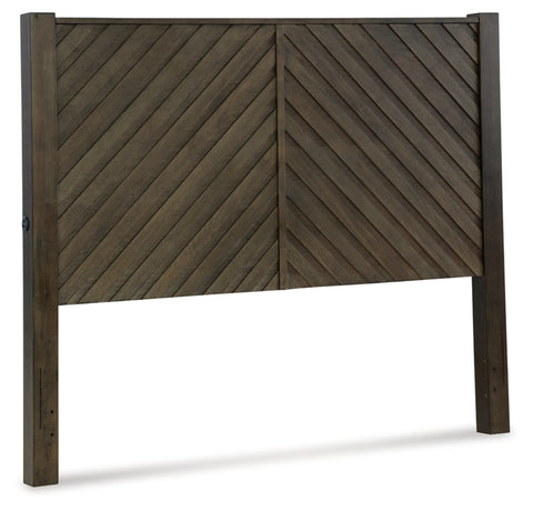 Arkenton Queen Panel Bed with Mirrored Dresser