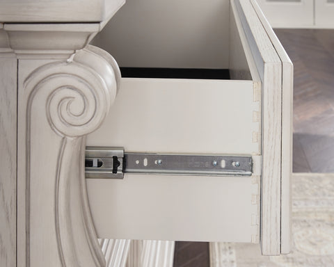 Andonhall Dresser