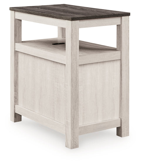 Fendenmore Chair Side End Table